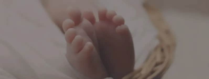 Jak długo czeka się na becikowe? Poznaj czas oczekiwania i uniknij opóźnień